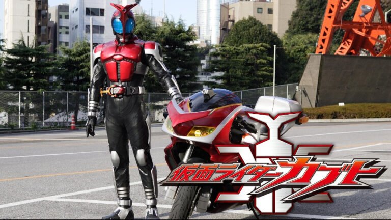 Kamen Rider Kabuto: Conheça o Rider Mais Rápido da Franquia e o Poder do Clock Up